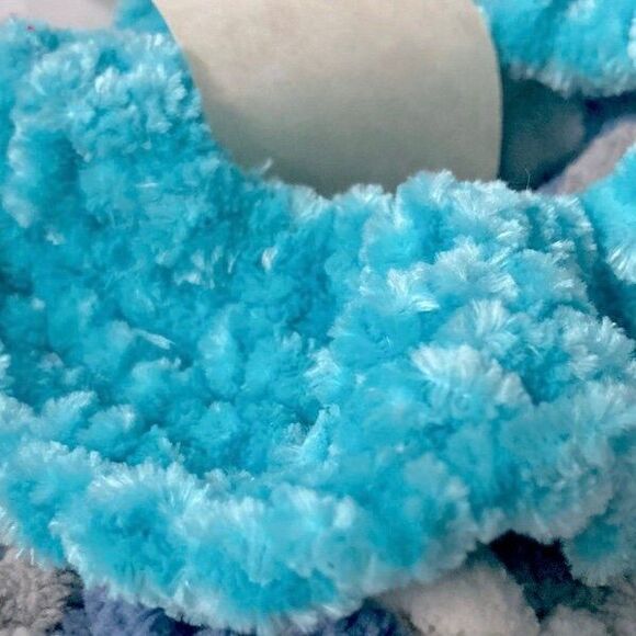 Fuzzy Chenille Scrunchies Camouflage Camo Blue Gray White and Teal NEW Set of 2 - Picture 6 of 8